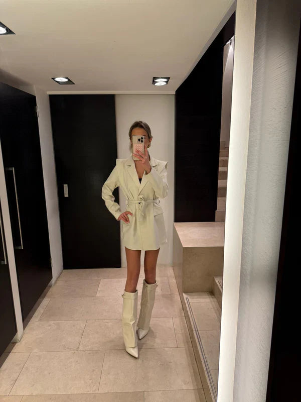 Jaimy Boots With Lock