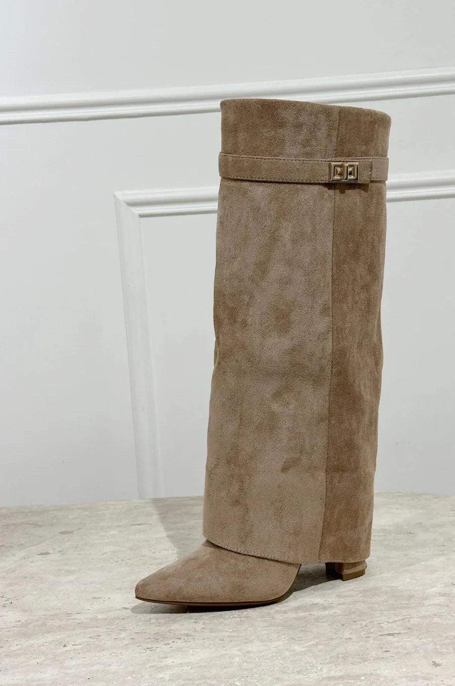 Jaimy Boots With Lock