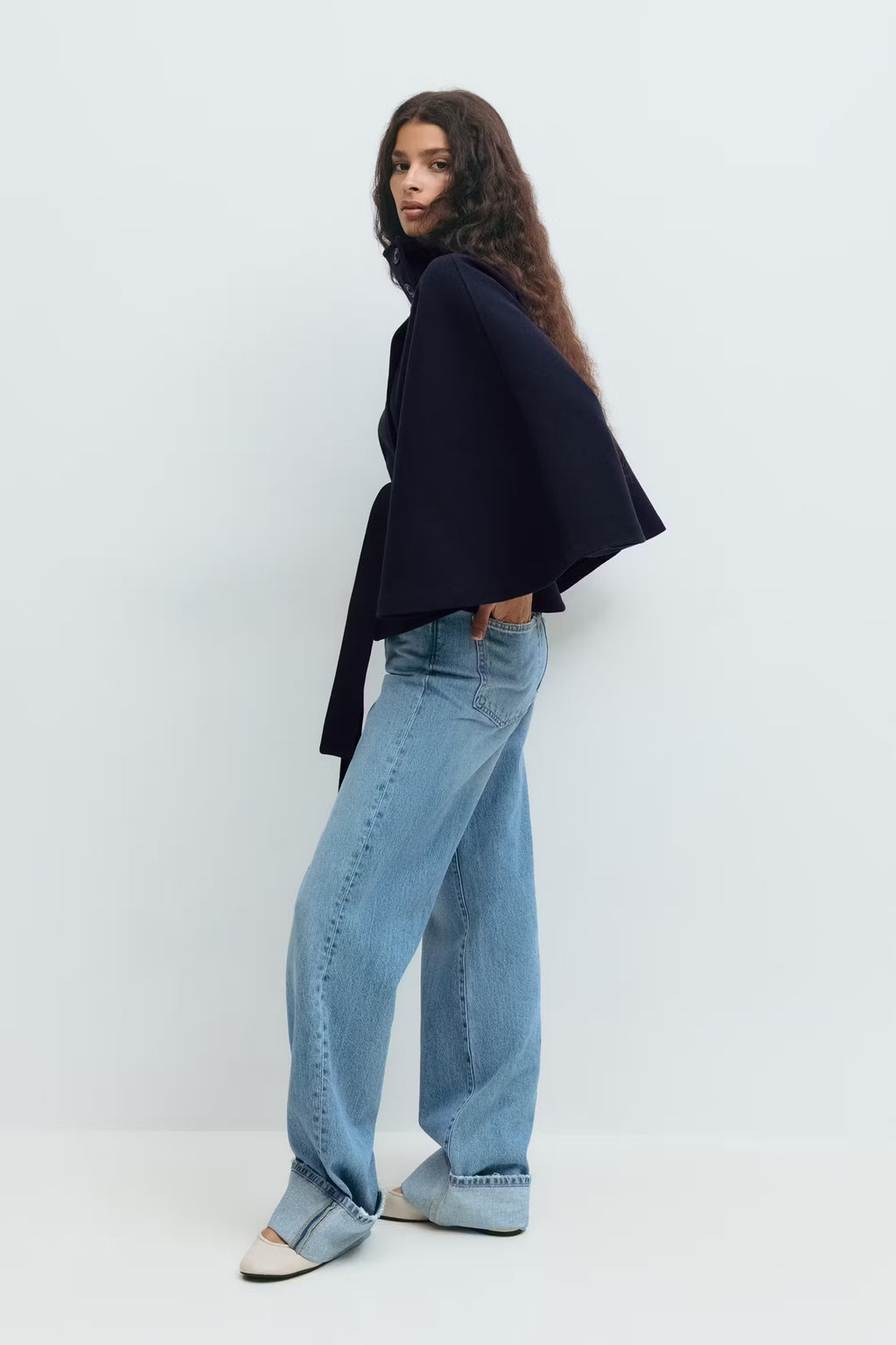 Belt cape jacket