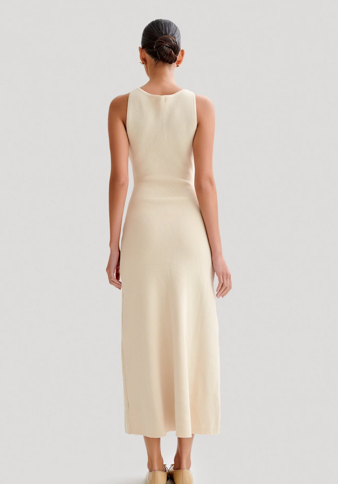 Kamelia Dress With Gold Details