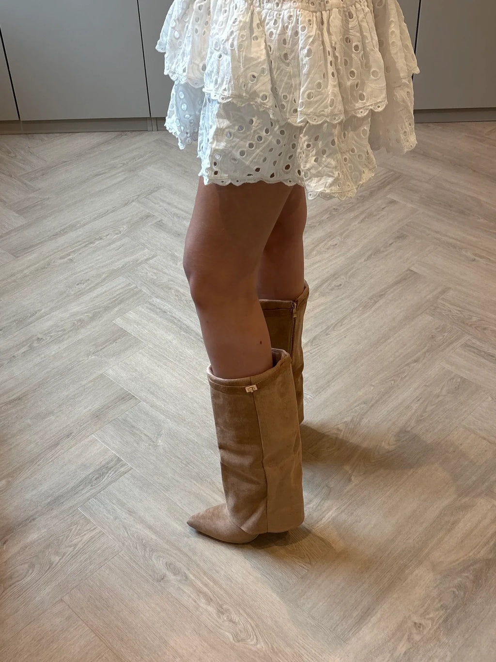 Jaimy Boots With Lock